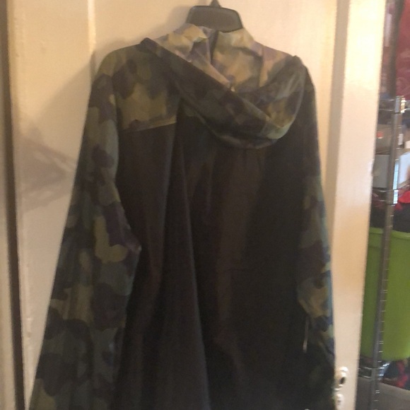 ATHLETIC RECON “Firebee” Windbreaker Camouflage Jacket Men’s Size Medium - Picture 8 of 11